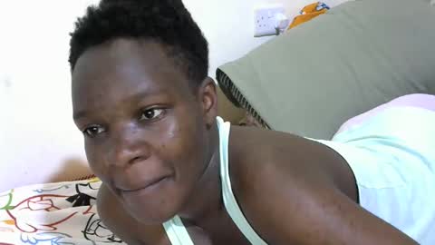 Snapshot of cute_marion chatting on October 2025 09:43:02 AM cute_marion online show from October 2025 09:43:02 AM