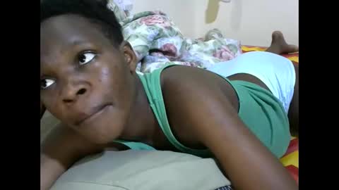 Snapshot of cute_marion chatting on October 2025 11:28:01 AM cute_marion online show from October 2025 11:28:01 AM