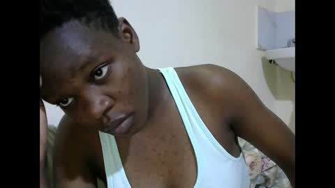 Snapshot of cute_marion chatting on October 2025 11:00:01 AM cute_marion online show from October 2025 11:00:01 AM