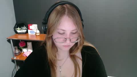 Veronica online show from January 2025 11:32:02 AM