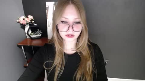 Veronica online show from March 2026 07:23:01 AM