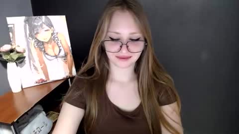 Snapshot of cute_minx chatting on June 2026 06:24:02 AM Veronica online show from June 2026 06:24:02 AM