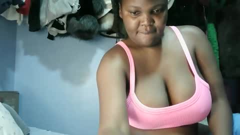 Snapshot of cute_roxie chatting on March 2026 02:49:01 AM cute_roxie online show from March 2026 02:49:01 AM