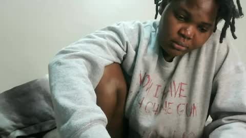 Snapshot of cute_roxie chatting on April 2026 11:02:02 AM cute_roxie online show from April 2026 11:02:02 AM