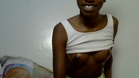Snapshot of cute_sexxy1 chatting on October 2025 06:23:01 AM cutie online show from October 2025 06:23:01 AM