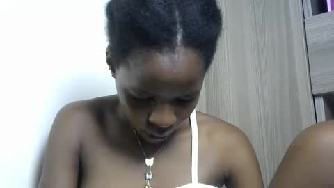 Snapshot of cute_sexy3 chatting on January 2025 07:54:01 AM SHARON online show from January 2025 07:54:01 AM