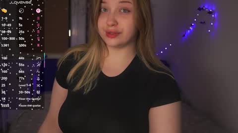 Sasha online show from October 2025 05:24:02 PM