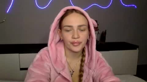 cute_shy06 online show from January 2026 07:05:02 PM