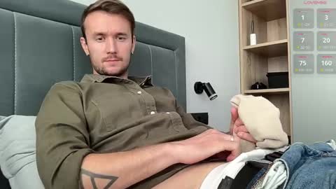 cute_skywalker online show from September 2025 12:42:02 PM