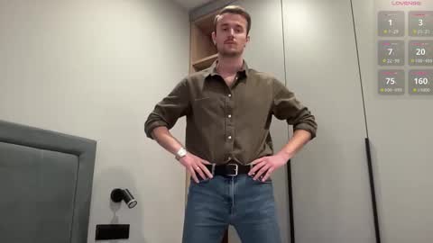 cute_skywalker online show from October 2025 03:52:01 PM