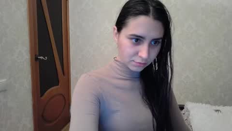 Snapshot of cute_strawberry_ chatting on December 2024 03:00:02 PM cute_strawberry_ online show from December 2024 03:00:02 PM