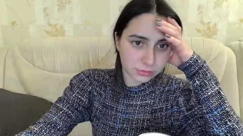 Snapshot of cute_strawberry_ chatting on December 2024 06:27:02 PM cute_strawberry_ online show from December 2024 06:27:02 PM