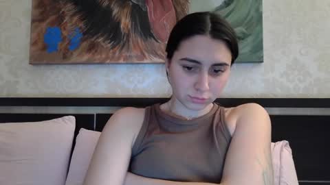Snapshot of cute_strawberry_ chatting on December 2024 06:41:02 PM cute_strawberry_ online show from December 2024 06:41:02 PM