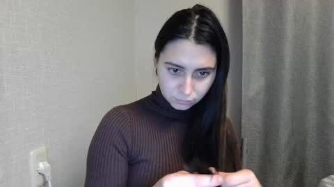 Snapshot of cute_strawberry_ chatting on December 2024 03:31:02 PM cute_strawberry_ online show from December 2024 03:31:02 PM