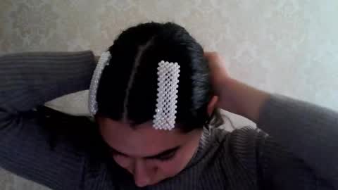 Snapshot of cute_strawberry_ chatting on October 2025 11:10:01 AM cute_strawberry_ online show from October 2025 11:10:01 AM