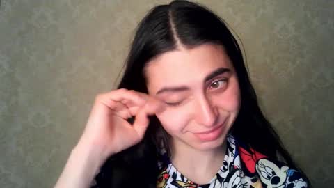 Snapshot of cute_strawberry_ chatting on October 2025 05:33:02 PM cute_strawberry_ online show from October 2025 05:33:02 PM