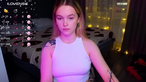 Snapshot of cute_summer_breathe chatting on January 2025 06:56:02 PM Sue online show from January 2025 06:56:02 PM