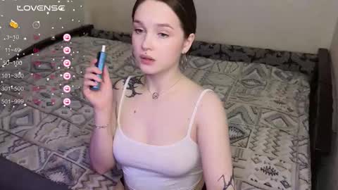 Snapshot of cute_summer_breathe chatting on March 2026 04:01:01 PM Sue online show from March 2026 04:01:01 PM