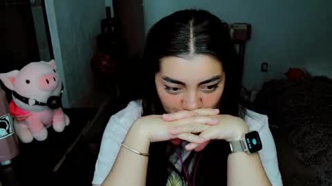 Snapshot of cuteambervi chatting on November 2025 10:09:01 PM Princess Amber online show from November 2025 10:09:01 PM