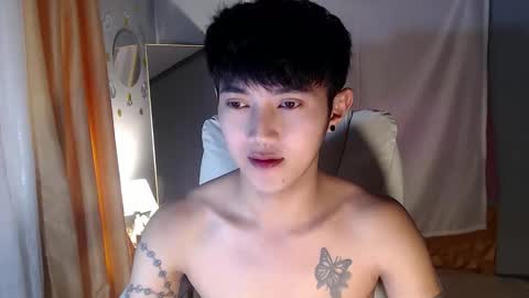 Snapshot of cuteasiancock98 chatting on October 2025 01:35:01 AM Steph online show from October 2025 01:35:01 AM