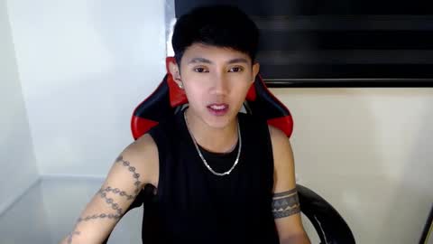 Snapshot of cuteasiancock98 chatting on January 2026 12:10:01 PM Steph online show from January 2026 12:10:01 PM