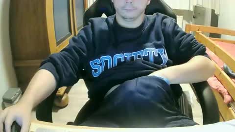 Cuteboy090 online show from September 2025 01:35:02 PM