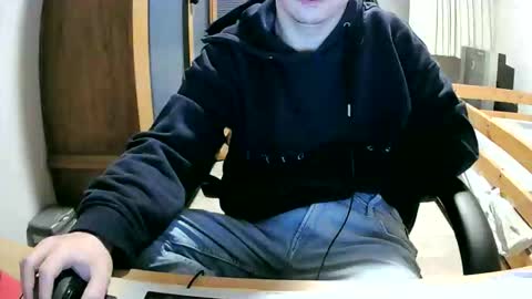 Cuteboy090 online show from April 2026 09:51:02 AM