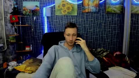 cuteboy228 online show from February 2026 03:52:02 PM