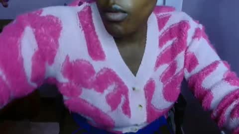 Snapshot of cutebuu chatting on April 2026 10:43:01 PM cutebuu online show from April 2026 10:43:01 PM