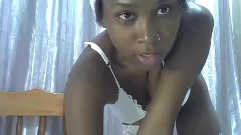 Snapshot of cutechic_pretty chatting on October 2025 07:42:02 PM Tasha online show from October 2025 07:42:02 PM