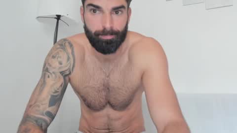 cuteeboy online show from January 2025 08:32:02 AM