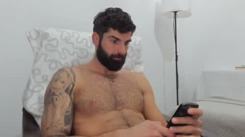 cuteeboy online show from February 2025 07:44:02 PM