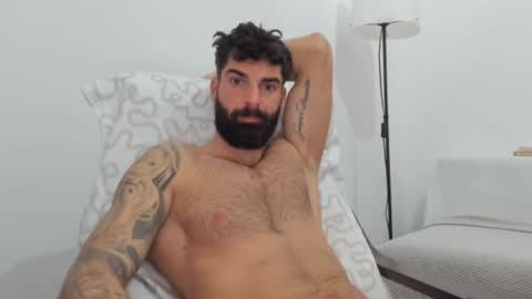 cuteeboy online show from February 2025 06:40:01 AM