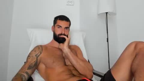 cuteeboy online show from September 2025 06:02:01 AM