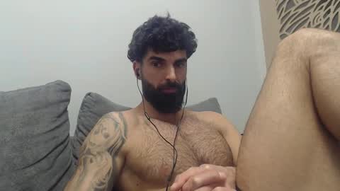 Snapshot of cuteeboy chatting on February 2026 08:27:02 PM cuteeboy online show from February 2026 08:27:02 PM