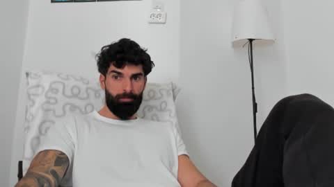 Snapshot of cuteeboy chatting on February 2026 09:08:01 AM cuteeboy online show from February 2026 09:08:01 AM