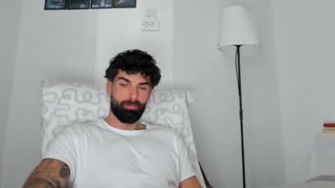 Snapshot of cuteeboy chatting on March 2026 05:35:02 AM cuteeboy online show from March 2026 05:35:02 AM