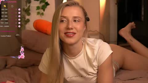 Snapshot of cuteeeeealina chatting on April 2026 08:00:02 PM Alina online show from April 2026 08:00:02 PM