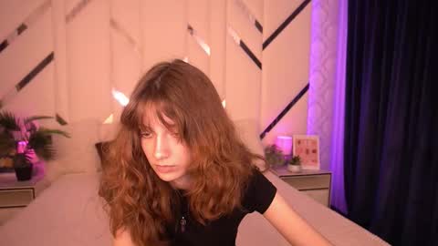 Foxy online show from November 2025 02:38:02 PM