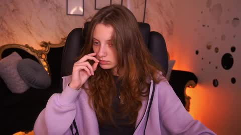 Foxy online show from May 2026 12:43:02 PM