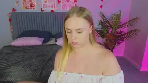 Amyy online show from July 2026 04:19:01 AM