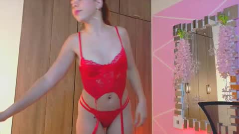 cuteflame_ online show from May 2026 10:05:01 PM