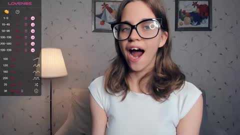 Snapshot of cutefluffy chatting on September 2025 07:37:01 PM Melisa online show from September 2025 07:37:01 PM