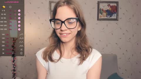 Snapshot of cutefluffy chatting on October 2025 07:45:02 PM Melisa online show from October 2025 07:45:02 PM