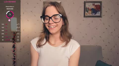 Snapshot of cutefluffy chatting on October 2025 07:41:01 PM Melisa online show from October 2025 07:41:01 PM