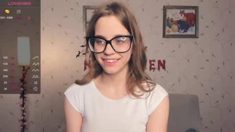 Snapshot of cutefluffy chatting on October 2025 07:38:02 PM Melisa online show from October 2025 07:38:02 PM