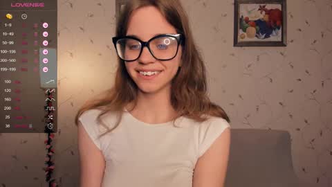 Snapshot of cutefluffy chatting on November 2025 08:30:02 PM Melisa online show from November 2025 08:30:02 PM