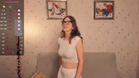 Snapshot of cutefluffy chatting on November 2025 08:20:02 PM Melisa online show from November 2025 08:20:02 PM