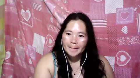 cutehornymom online show from June 2026 06:42:01 PM