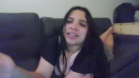 cutehurricane online show from April 2026 02:35:01 AM